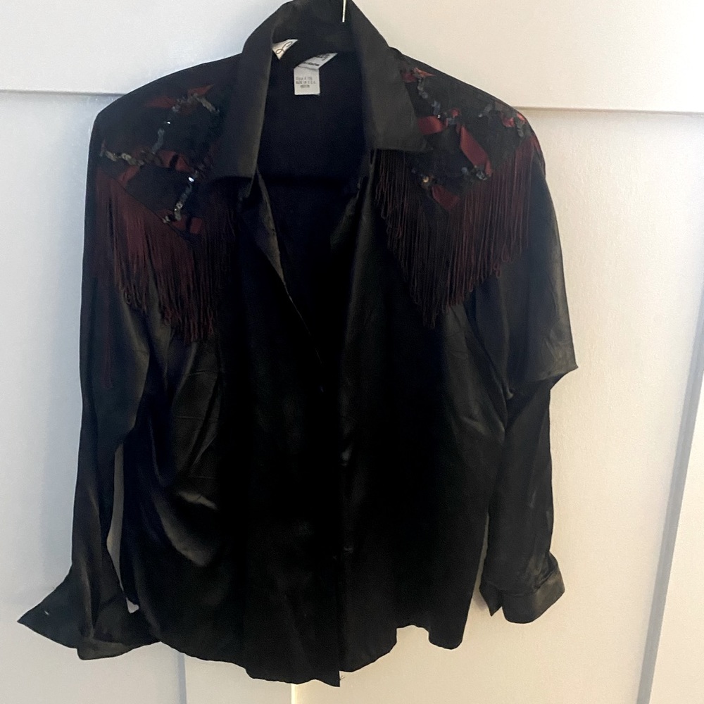 Ladies vintage made in USA cowgirl blouse. Fringed with shoulder pads